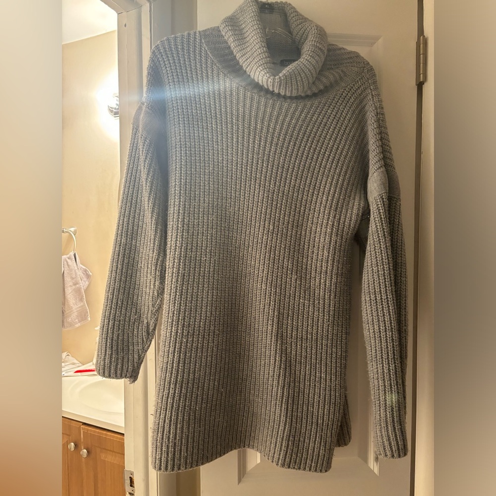 Grey turtleneck women’s sweater, size medium